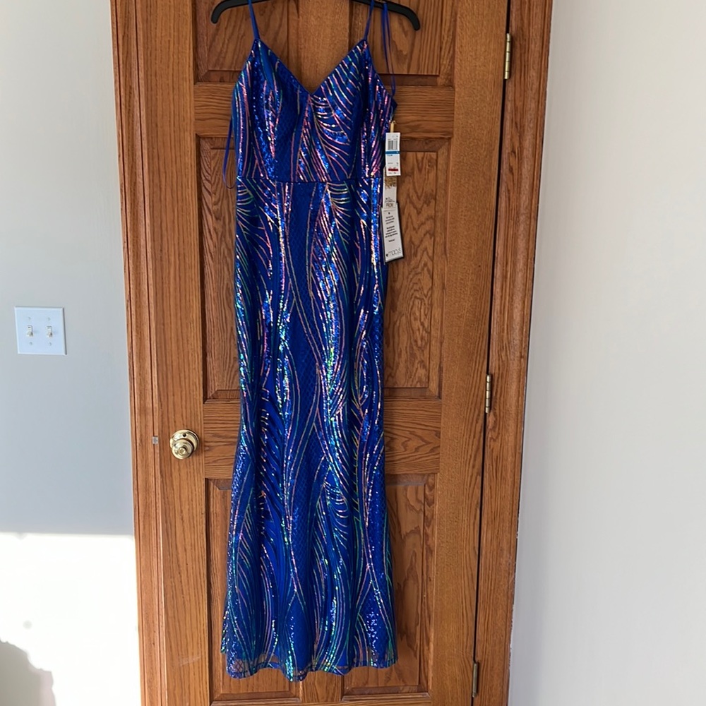 NEW - Blue Sequin Macy's "Say Yes to Prom" Prom Dress (size 9)